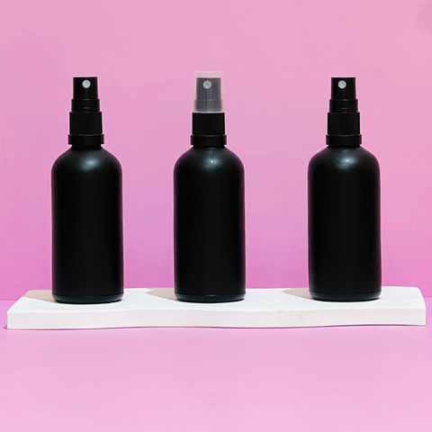 100Ml Glass Bottle With Black Mist Sprayer (Round)