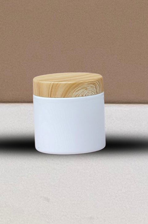 200g Plastic Jar With Bamboo Lid