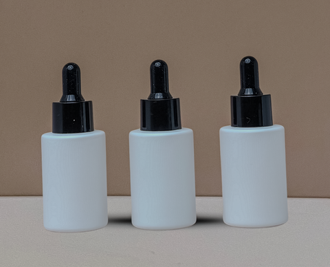30Ml Glass Bottle With Black Smooth Dropper (Flat)