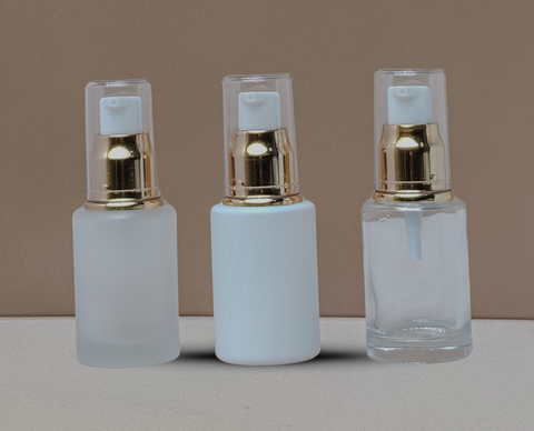 30Ml Glass Bottle With Gold Treatment Pump (Flat)