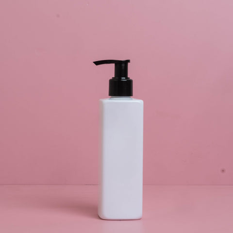 250Ml Square Pet Bottle With Old Black Lotion Pump