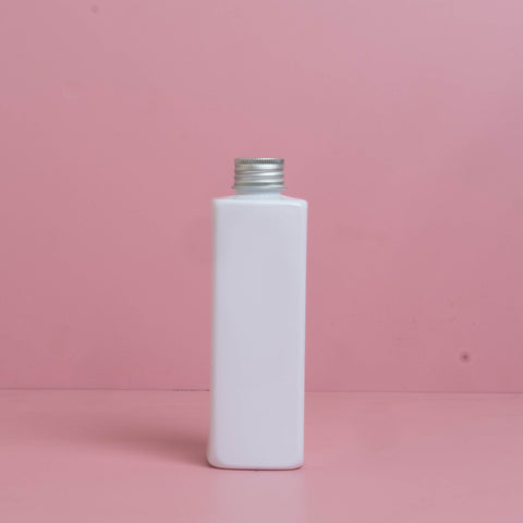 250Ml Square Pet Bottle With Silver Aluminium Screw Cap