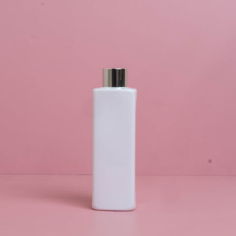 250Ml Square Pet Bottle With Silver Shinny Screw Cap