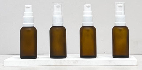 30Ml Glass Bottle With White Treatment Pump (Round)