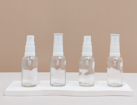 30Ml Glass Bottle With White Treatment Pump (Round)