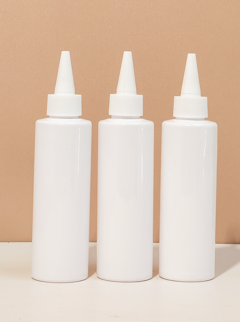 150Ml Pet Bottle With White Applicator