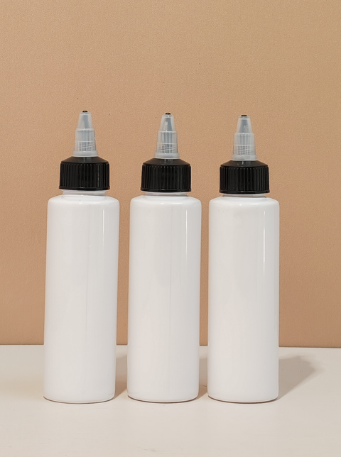 100Ml Pet Bottle With Black Applicator With Clear Top